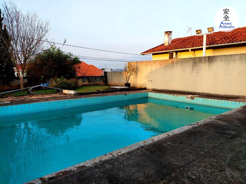 Casa em Atibaia, no bairro Atibaia