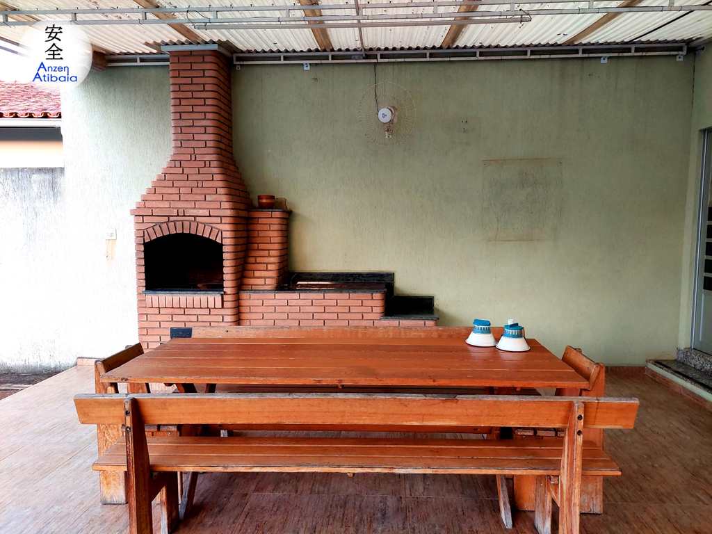 Casa em Atibaia, no bairro Atibaia