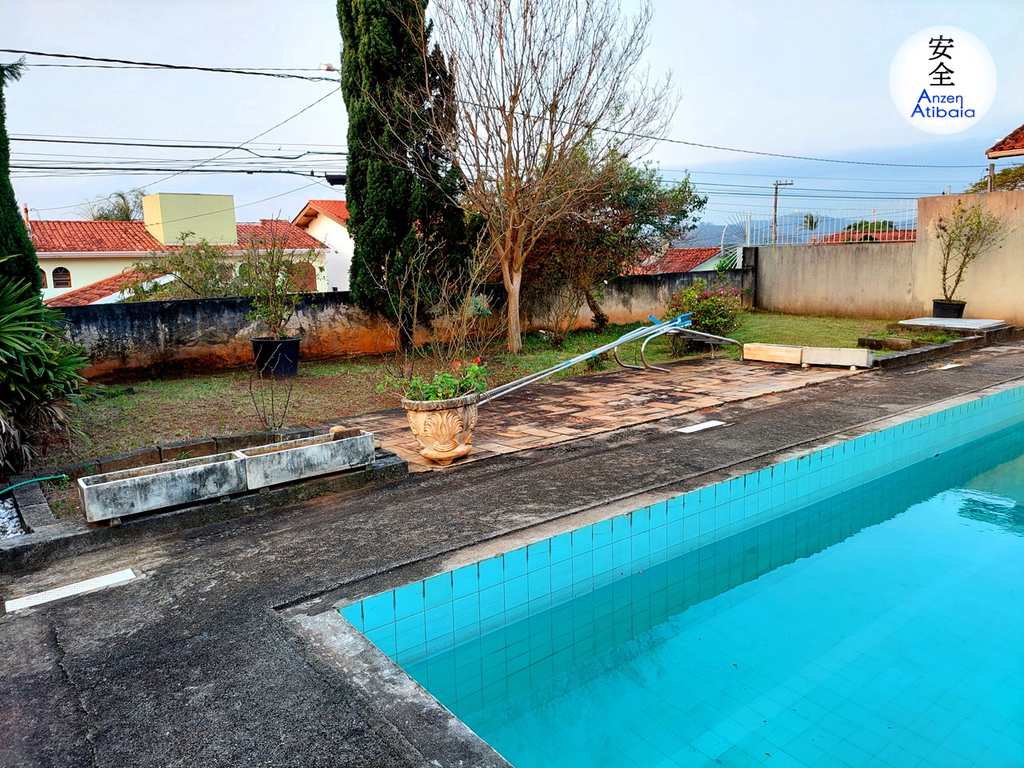 Casa em Atibaia, no bairro Atibaia