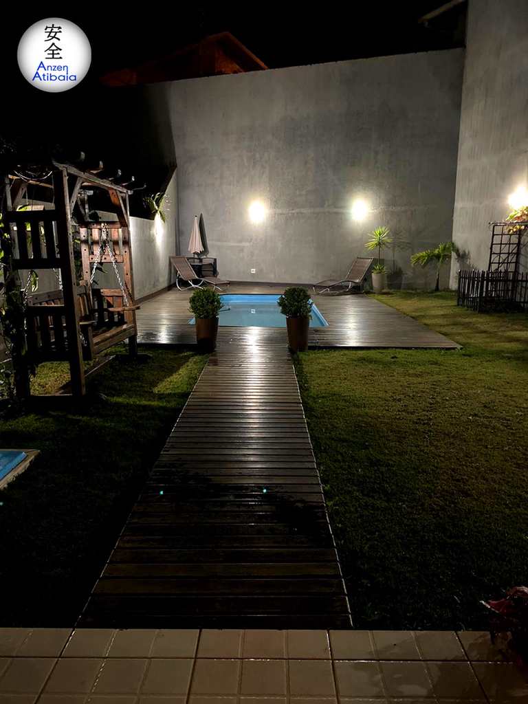 Casa em Atibaia, no bairro Atibaia