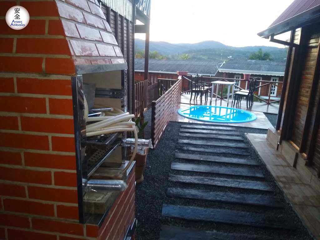 Casa de Vila em Atibaia, no bairro Rio Abaixo