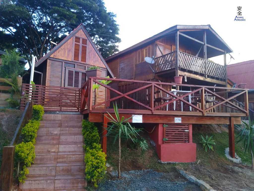 Casa de Vila em Atibaia, no bairro Rio Abaixo