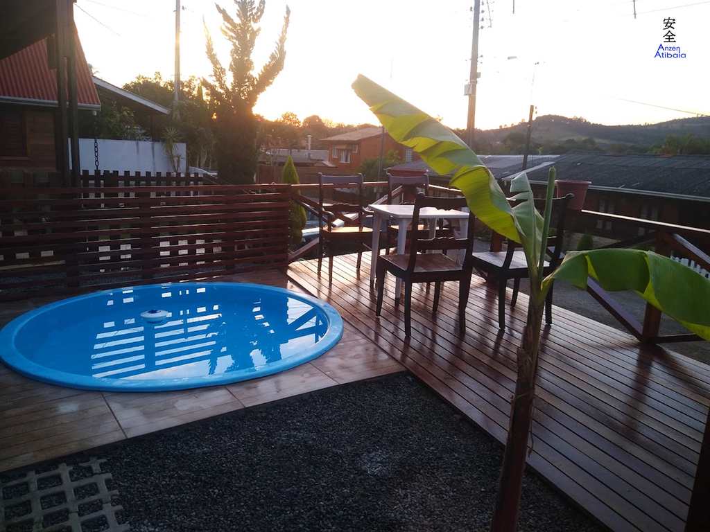 Casa de Vila em Atibaia, no bairro Rio Abaixo