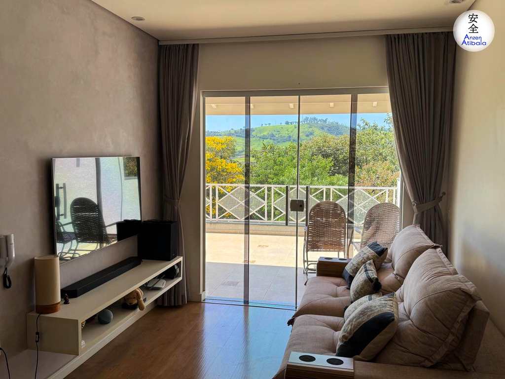 Casa em Joanópolis, no bairro Centro