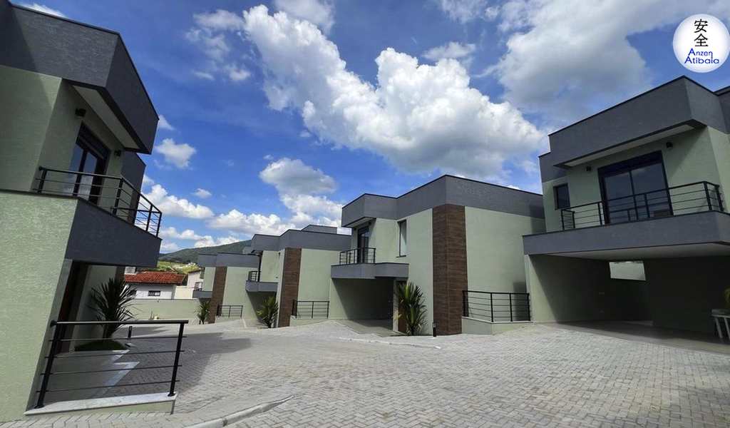 Casa de Condomínio em Atibaia, bairro Atibaia