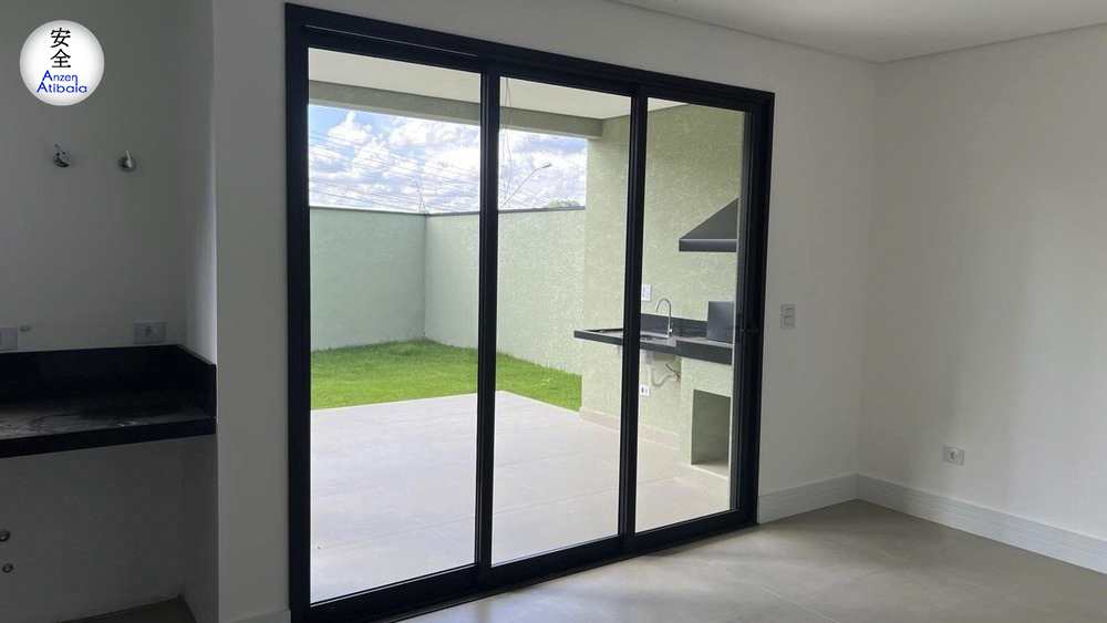 Casa de Condomínio em Atibaia, no bairro Atibaia
