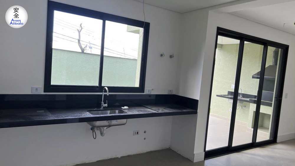 Casa de Condomínio em Atibaia, no bairro Atibaia