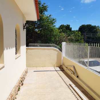 Casa em Atibaia, bairro Centro