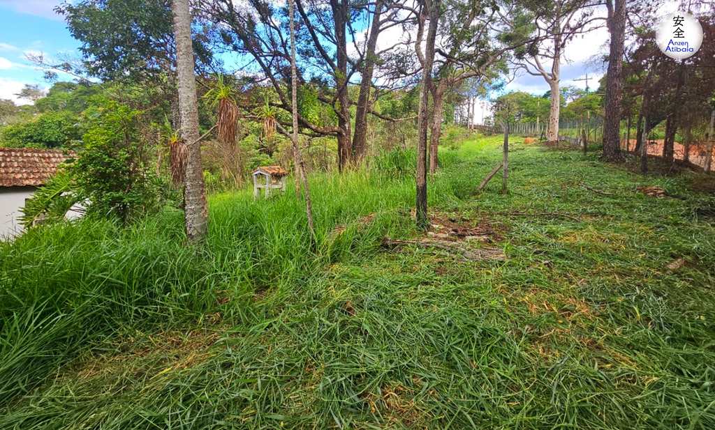Chácara em Atibaia, no bairro Jardim Estância Brasil