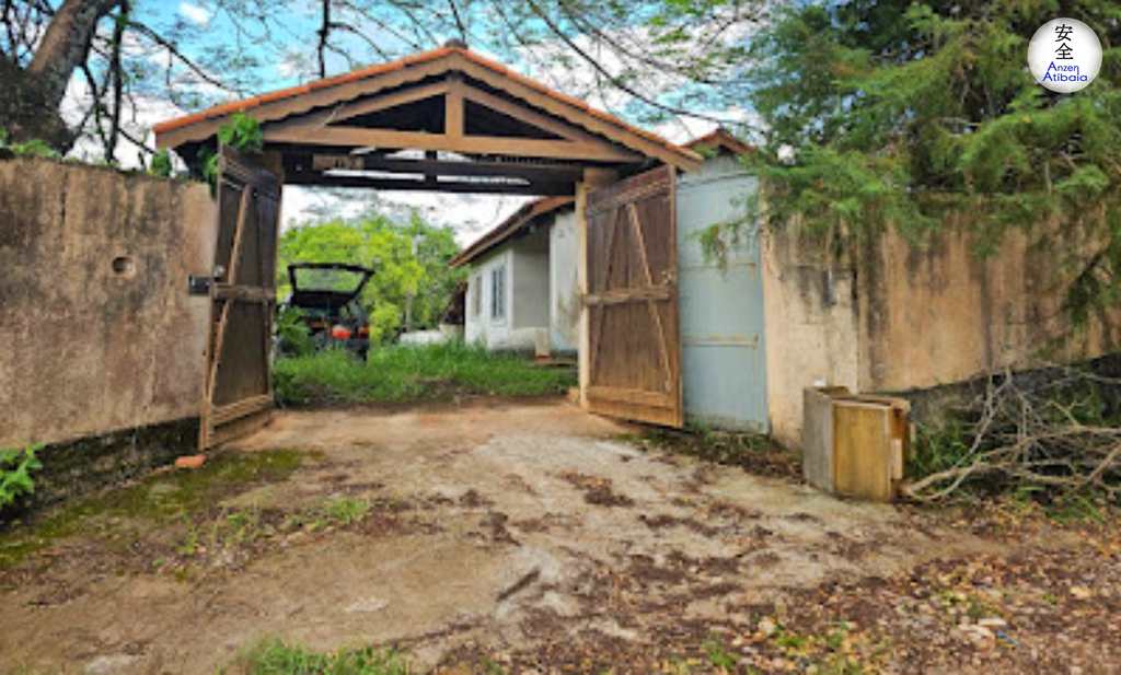 Chácara em Atibaia, no bairro Jardim Estância Brasil