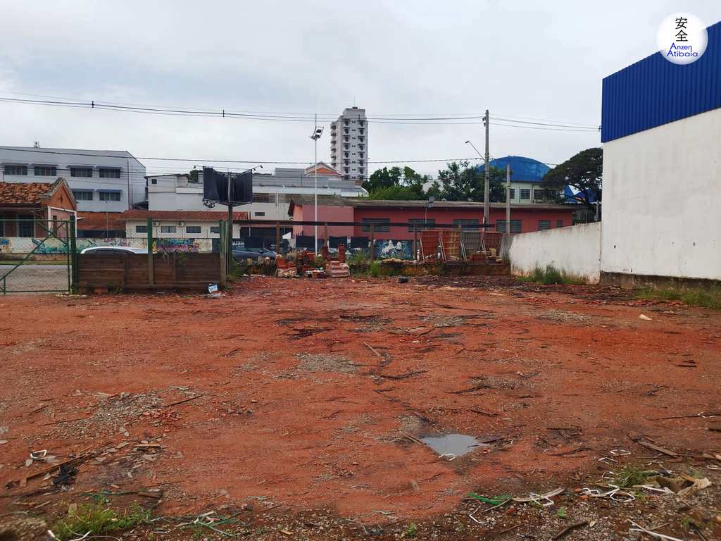 Terreno Comercial em Atibaia, no bairro Atibaia