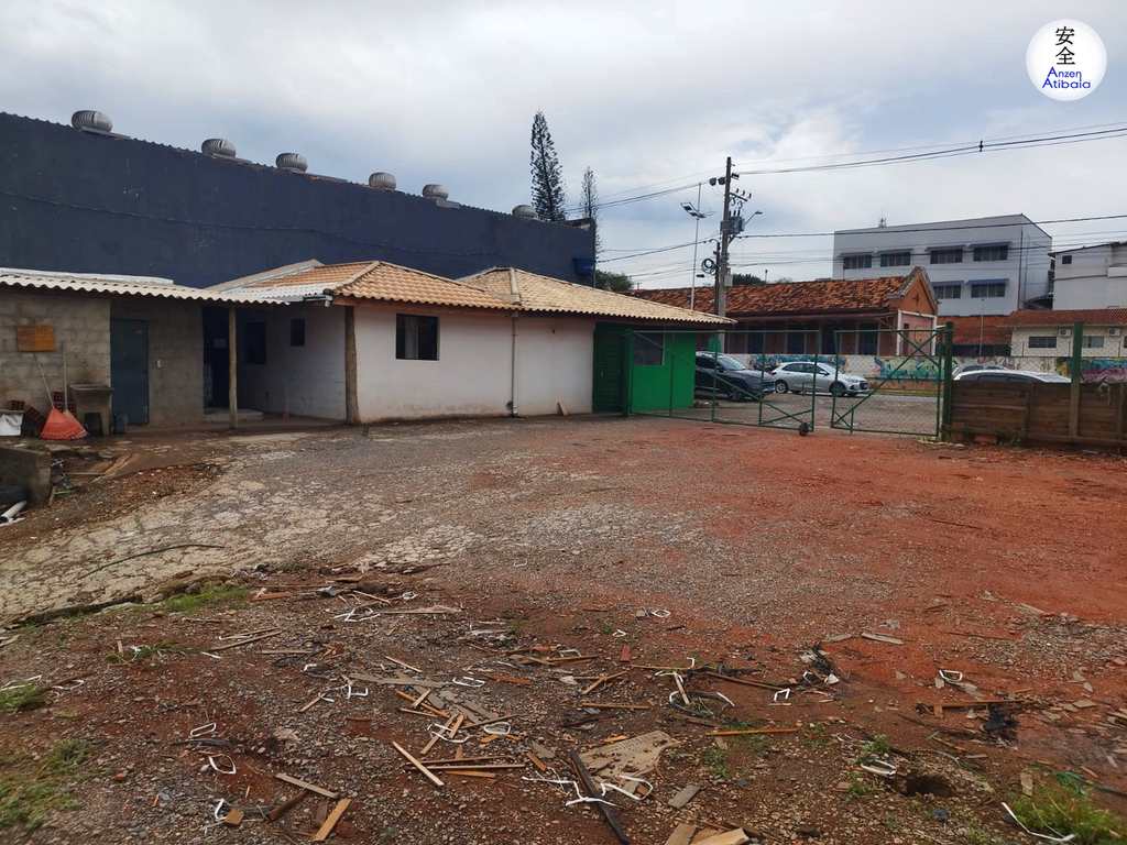 Terreno Comercial em Atibaia, no bairro Atibaia