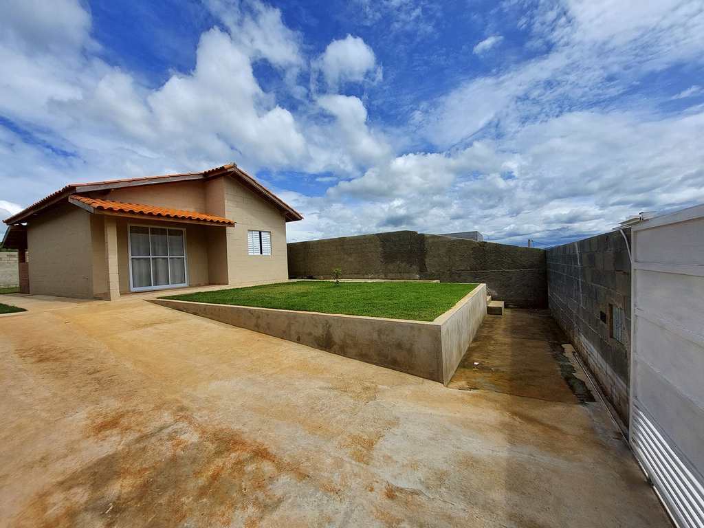 Casa em Atibaia, no bairro Atibaia