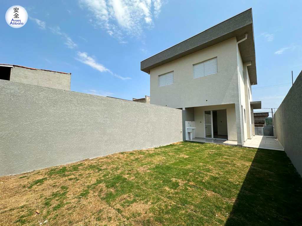 Casa em Atibaia, no bairro Atibaia