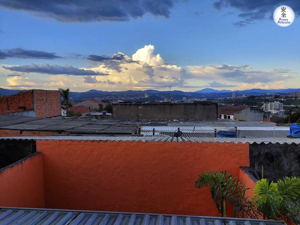 Casa em Atibaia, no bairro Atibaia