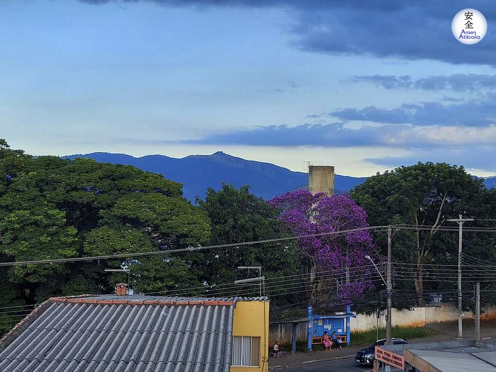 Casa em Atibaia, no bairro Atibaia