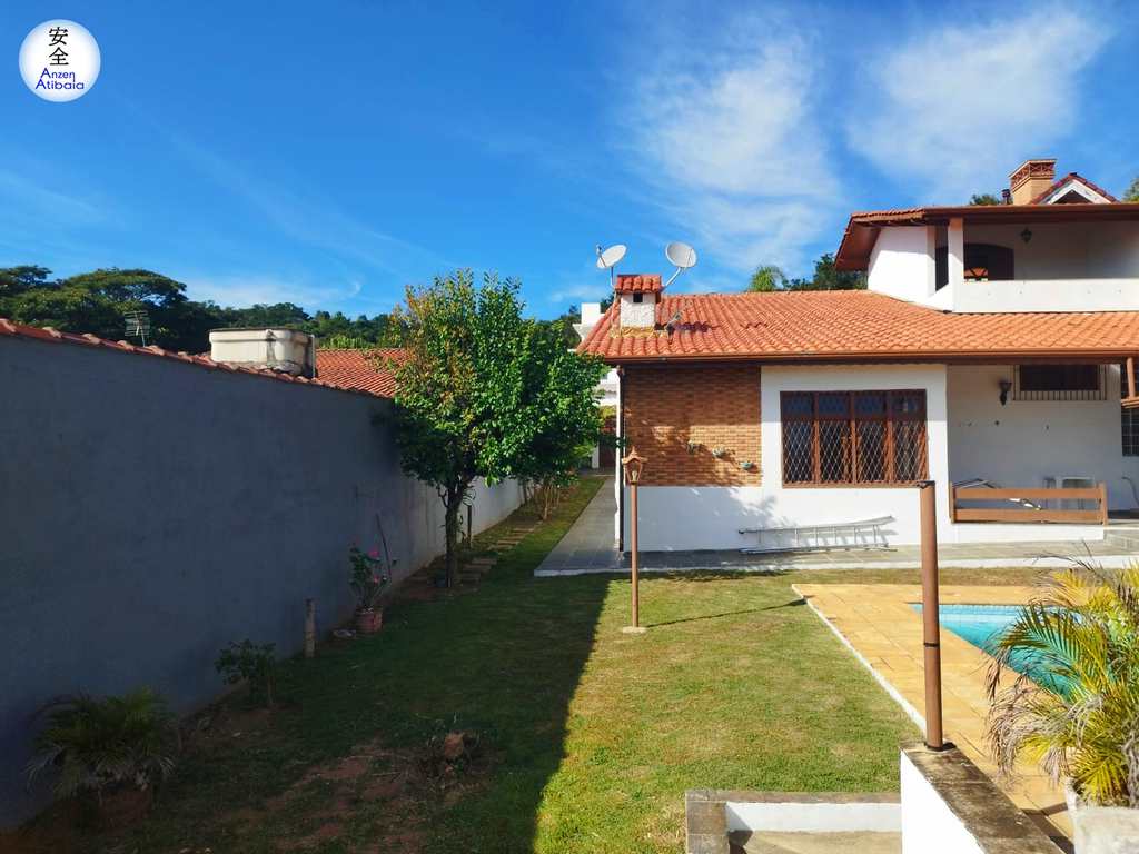 Casa em Atibaia, no bairro Atibaia