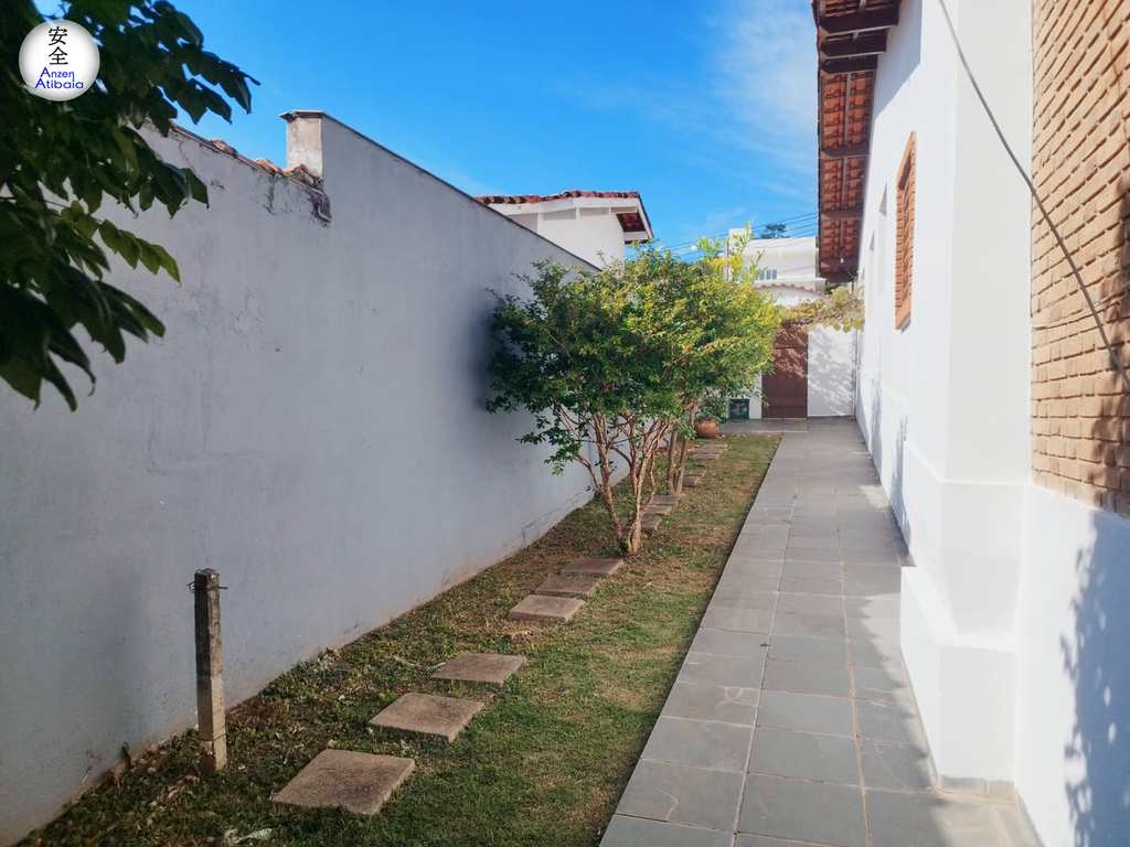 Casa em Atibaia, no bairro Atibaia
