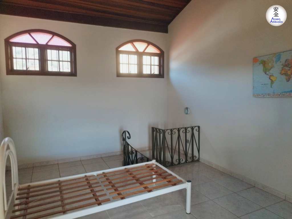 Casa em Atibaia, no bairro Atibaia