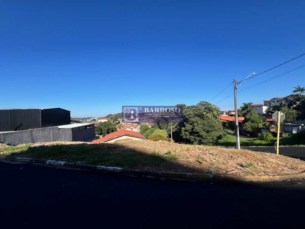 Terreno em Serra Negra, no bairro Refúgio da Serra