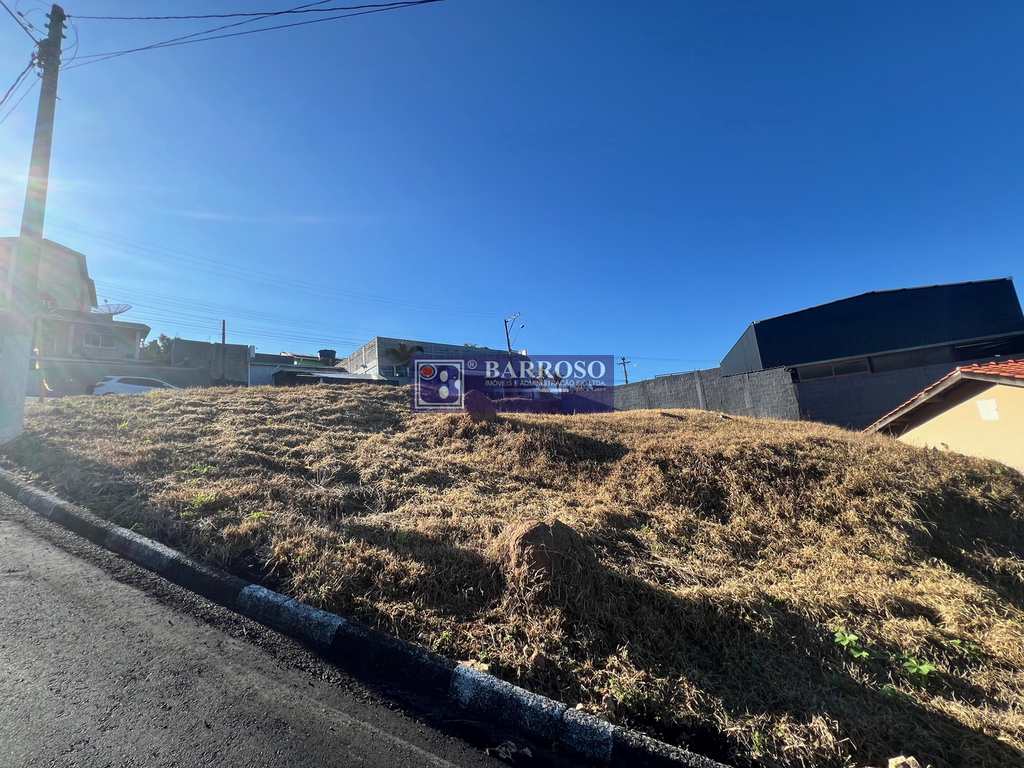 Terreno em Serra Negra, no bairro Refúgio da Serra