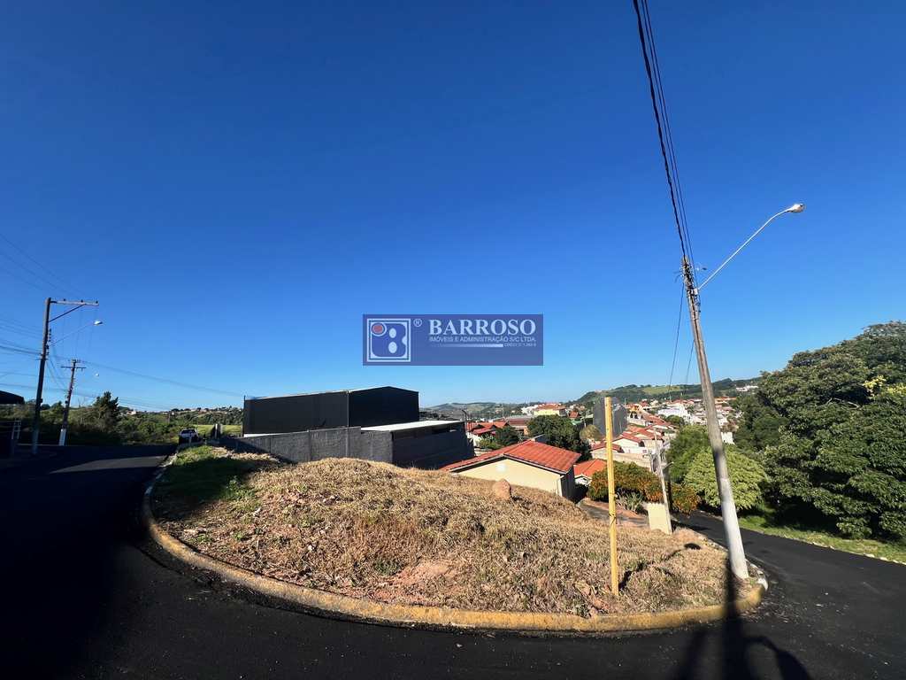 Terreno em Serra Negra, no bairro Refúgio da Serra