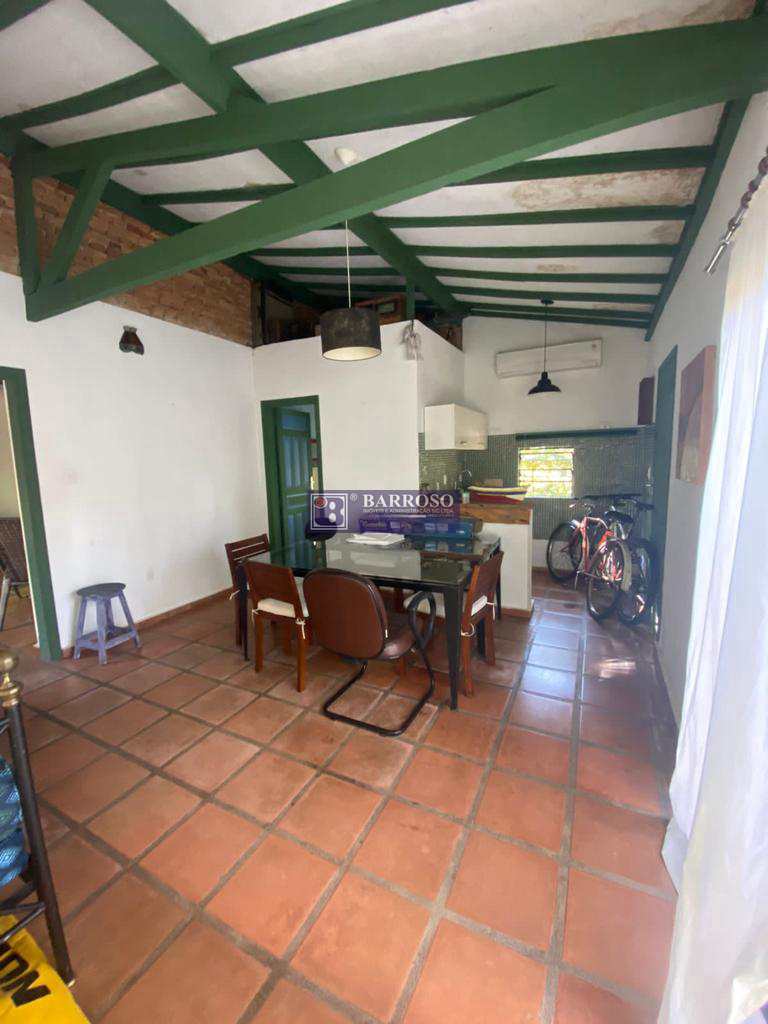 Casa em Serra Negra, no bairro Três Barras