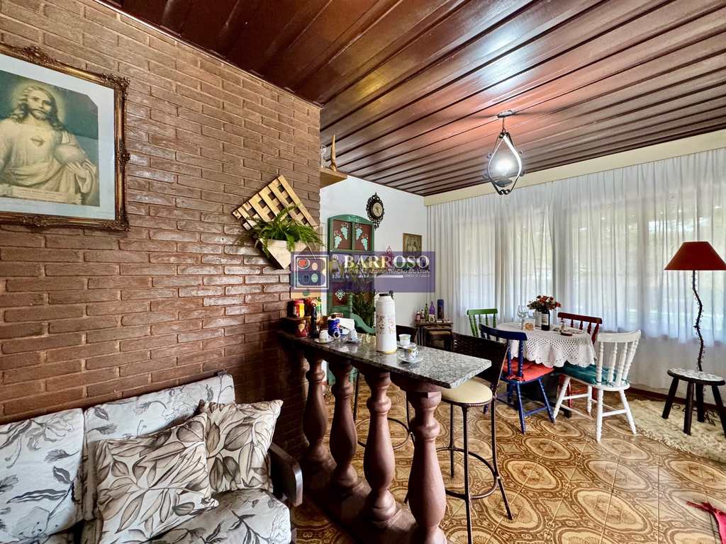 Casa em Serra Negra, no bairro das Posses