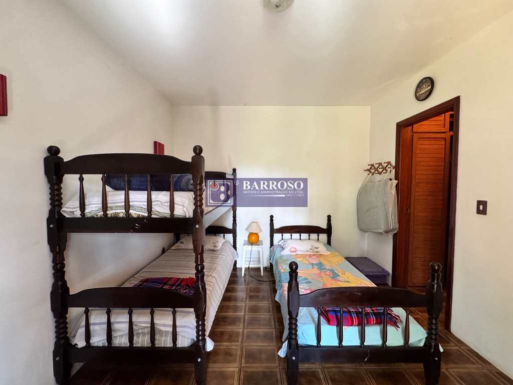 Casa em Serra Negra, no bairro das Posses