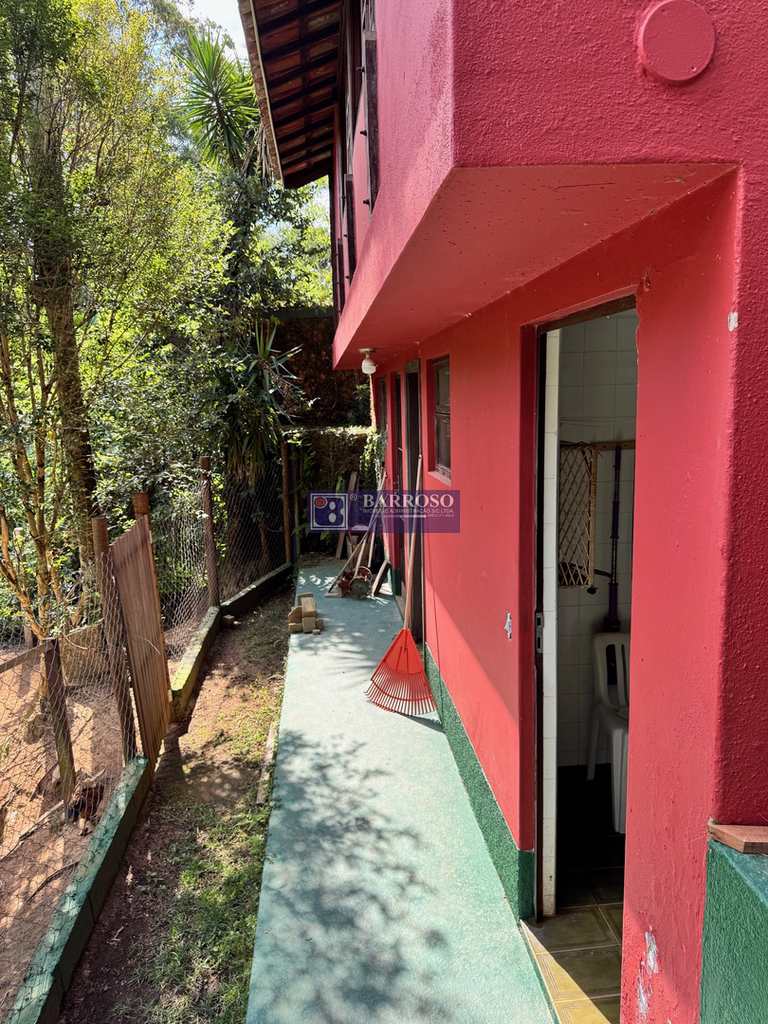 Casa em Serra Negra, no bairro das Posses