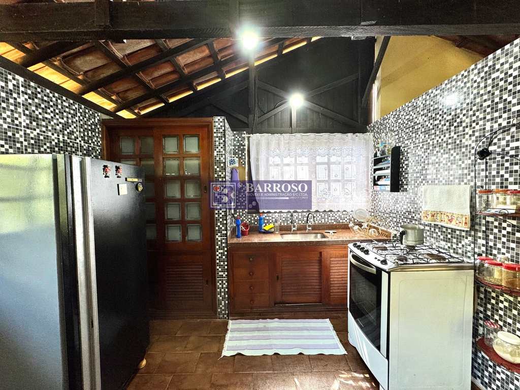Casa em Serra Negra, no bairro das Posses