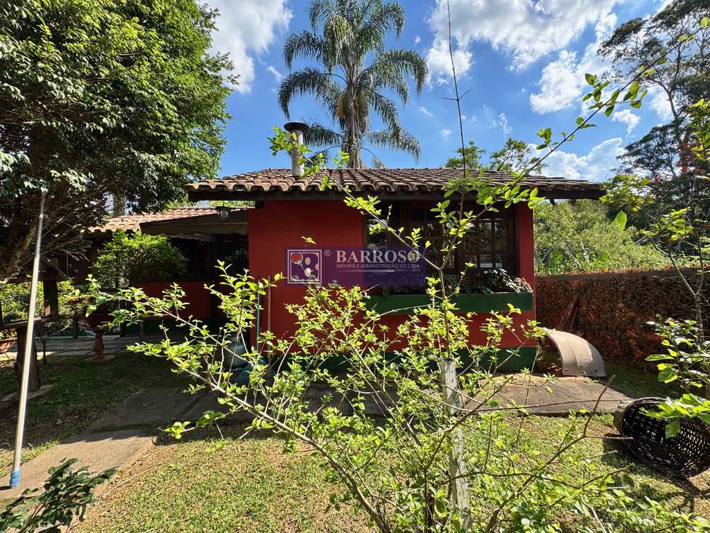 Casa em Serra Negra, no bairro das Posses