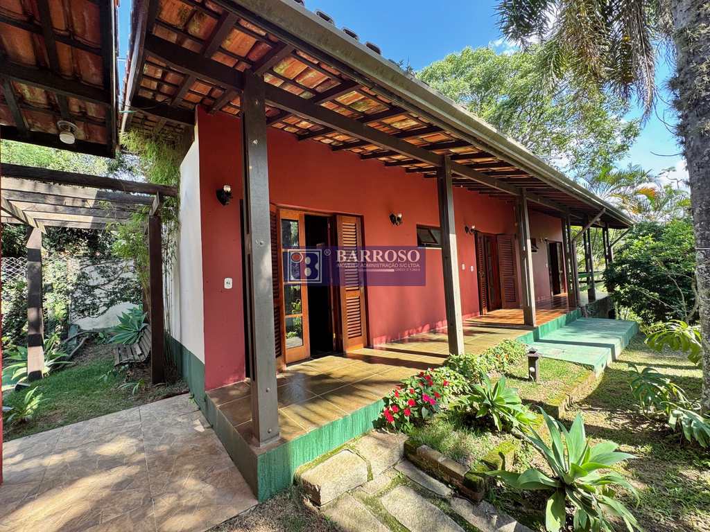 Casa em Serra Negra, no bairro das Posses