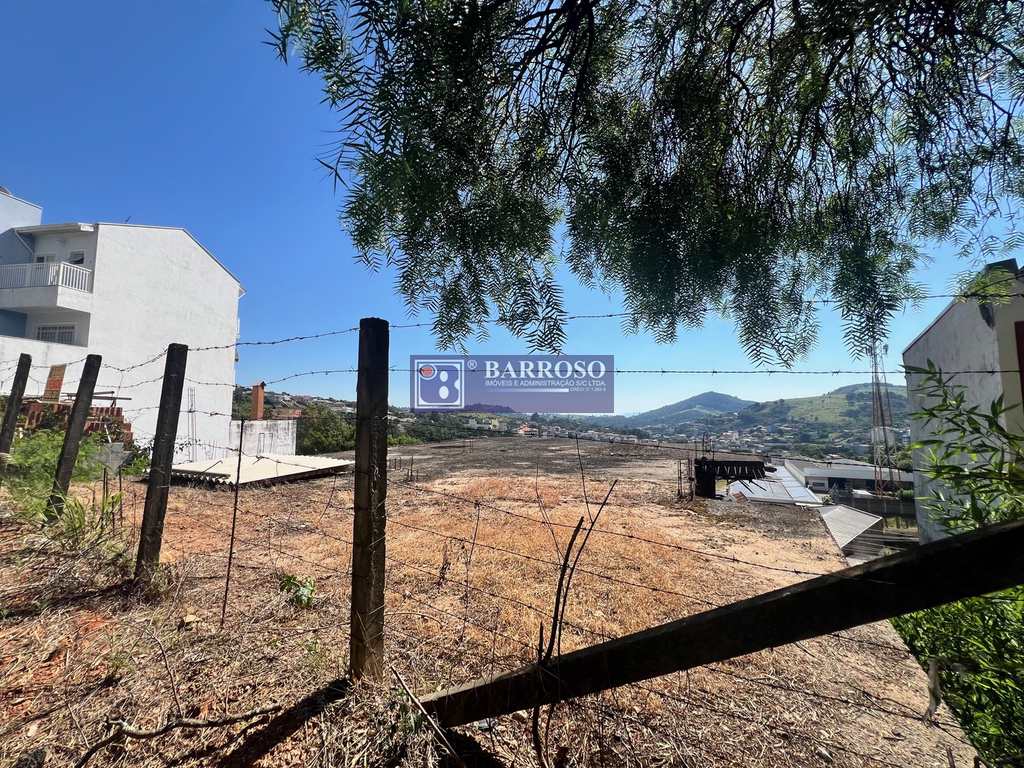 Terreno em Serra Negra, no bairro Estância Suíça