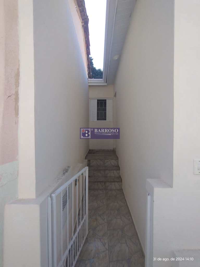 Casa em Serra Negra, no bairro Centro