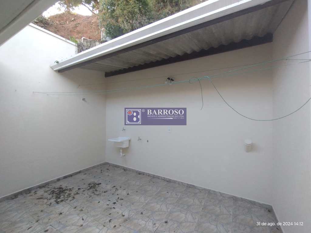 Casa em Serra Negra, no bairro Centro