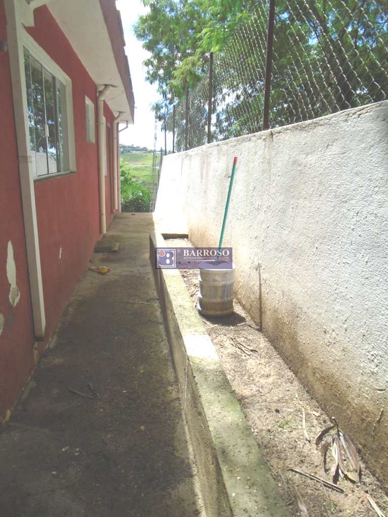 Casa em Serra Negra, no bairro Vila Dirce