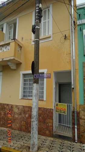Casa, código 2498 em Serra Negra, bairro Centro