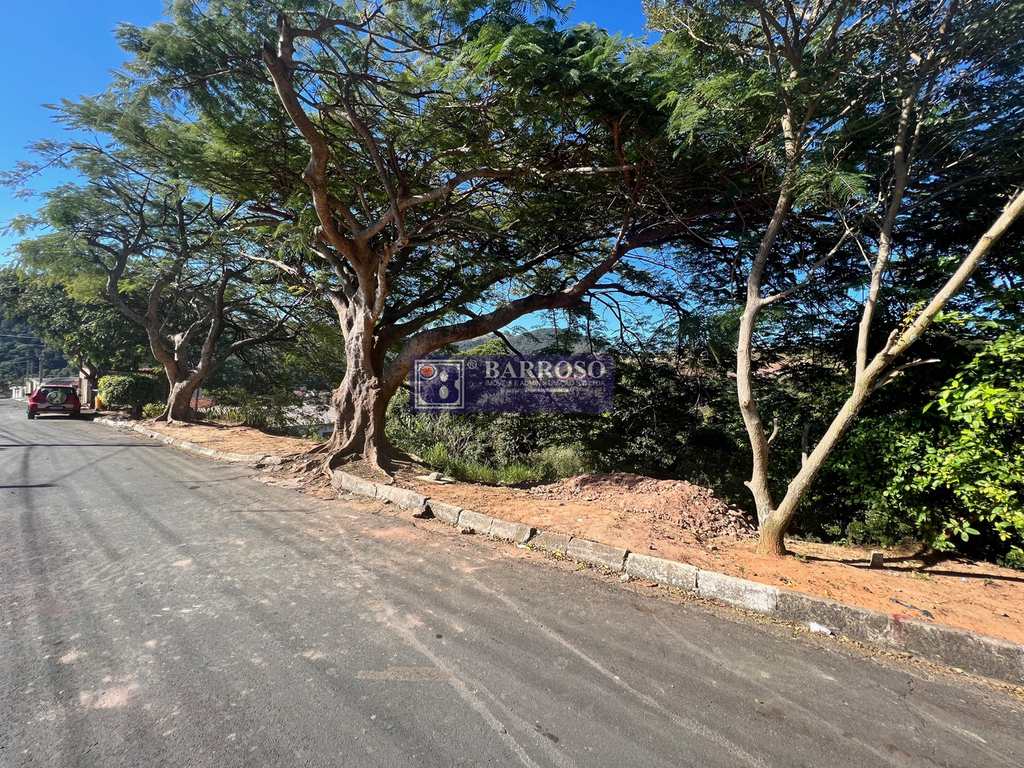 Terreno em Serra Negra, no bairro Colina dos Ypês