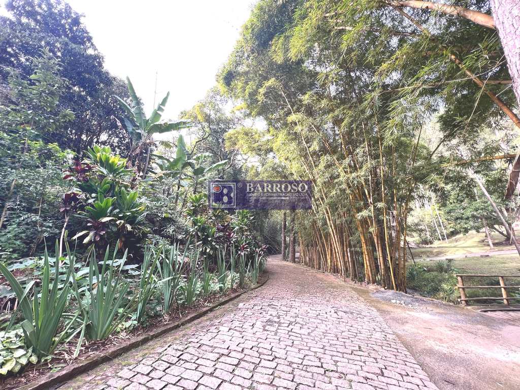 Sítio em Serra Negra, no bairro Três Barras