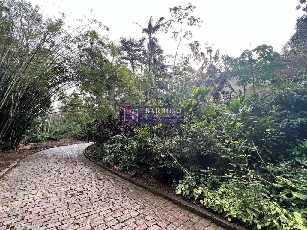 Sítio em Serra Negra, no bairro Três Barras