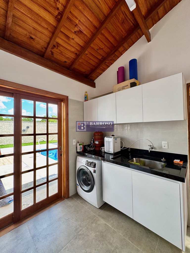 Casa em Serra Negra, no bairro Próximo Ao Centro
