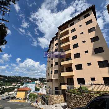 Apartamento em Serra Negra, bairro Centro