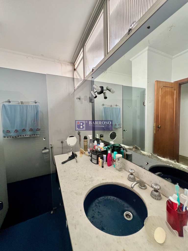 Casa em Serra Negra, no bairro Centro