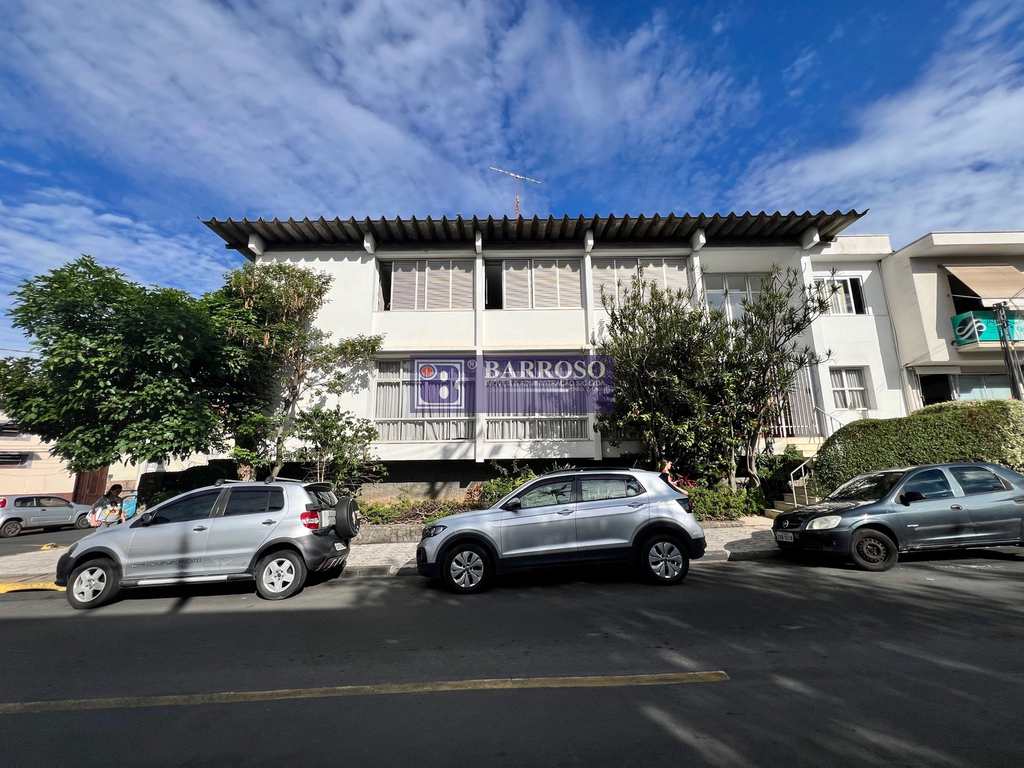 Casa em Serra Negra, no bairro Centro