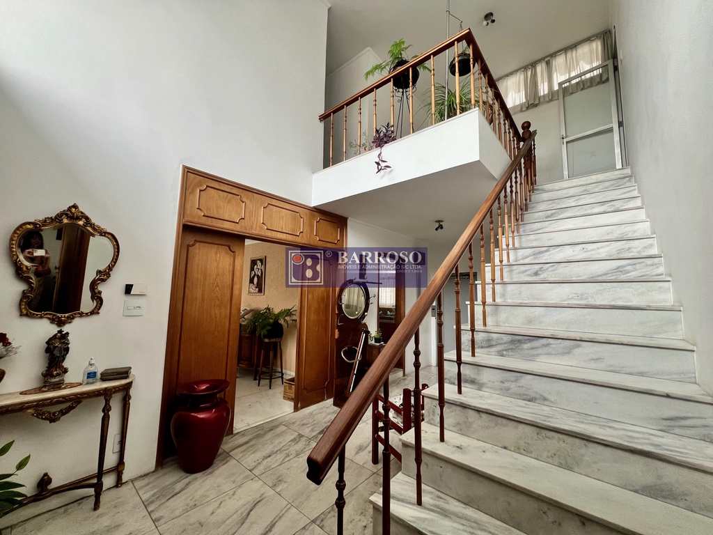 Casa em Serra Negra, no bairro Centro