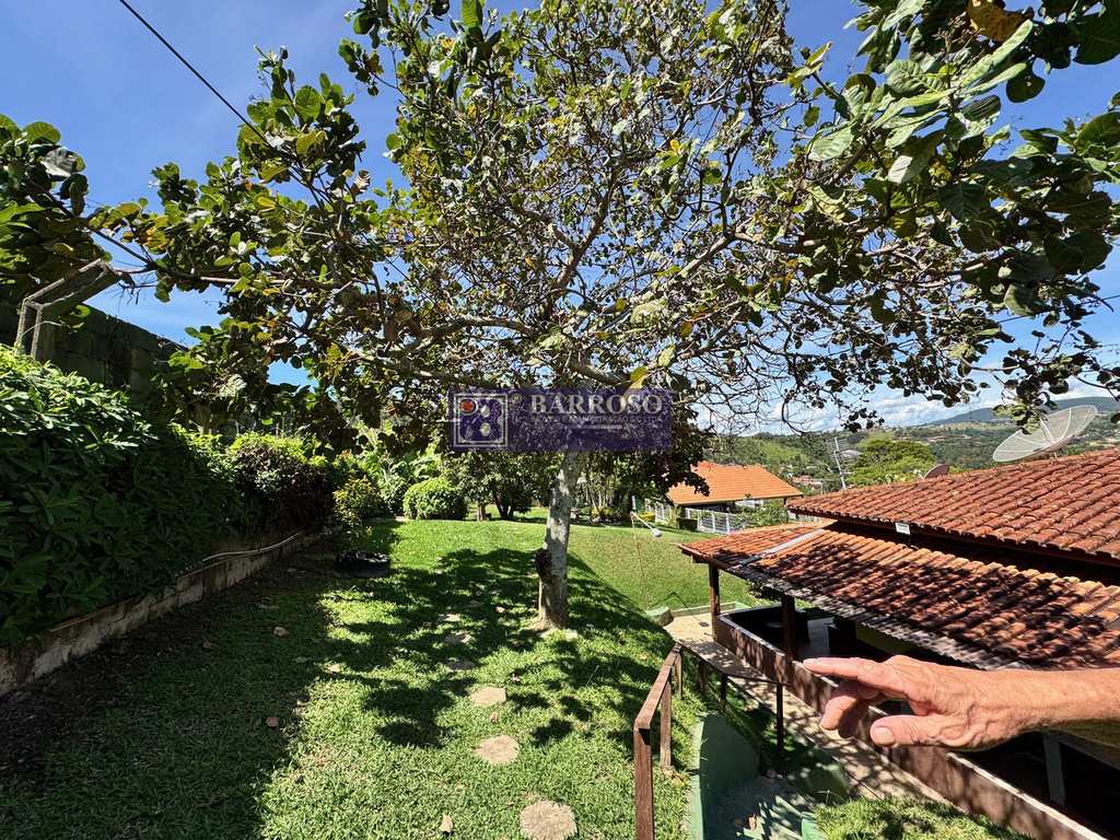 Casa em Serra Negra, no bairro Giraldi