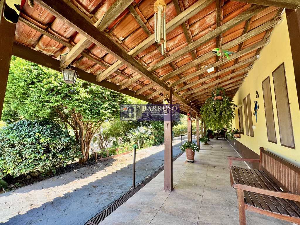 Casa em Serra Negra, no bairro Giraldi