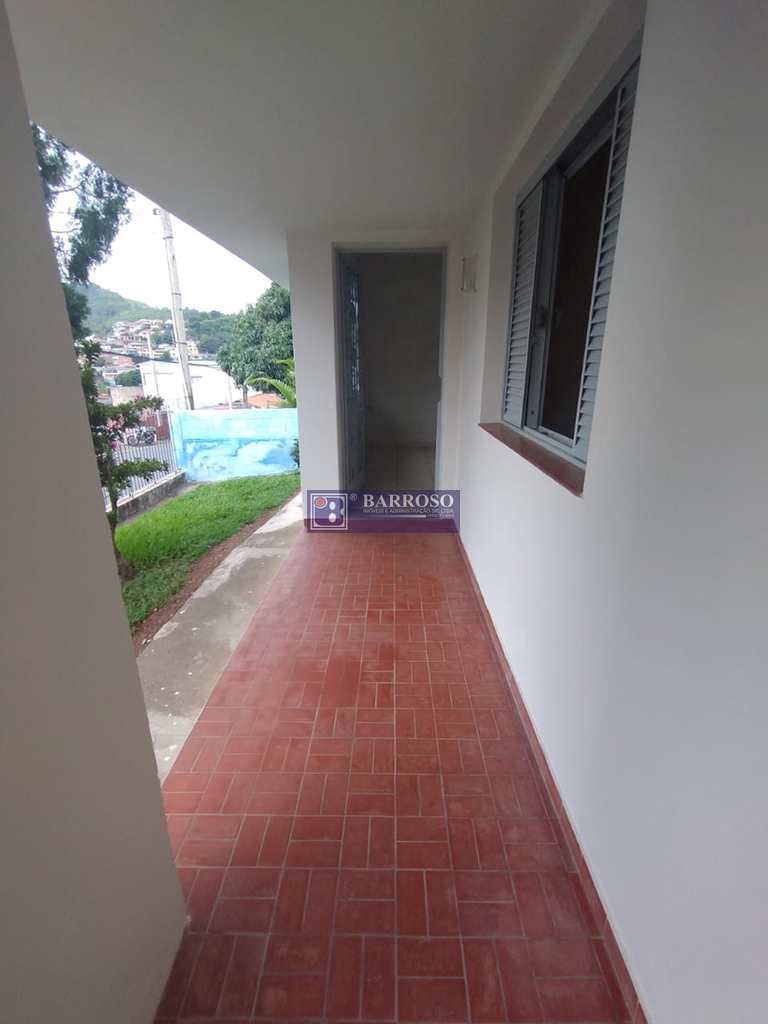 Casa em Serra Negra, no bairro Palmeiras