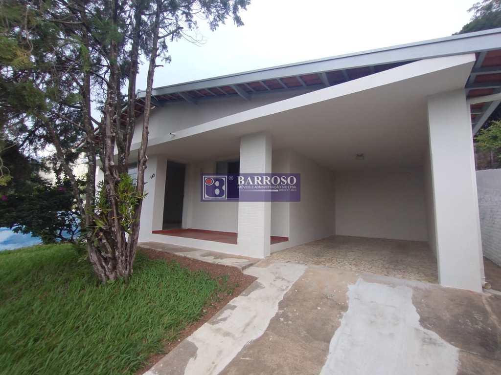 Casa em Serra Negra, no bairro Palmeiras